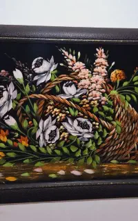 تابلو با قاب چوبی