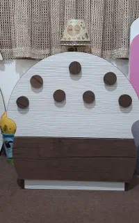 تخت و پاتختی
