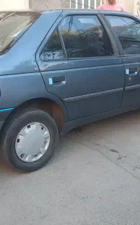 پژو ۴۰۵ مدل ۹۸ خاکستری کم کار در حد نو