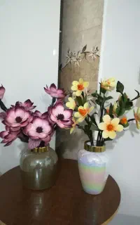 گل وگلدان