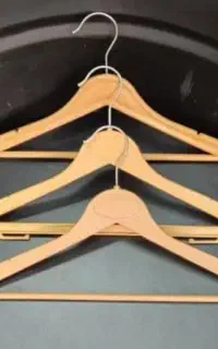 چوب لباسی طرح چوب