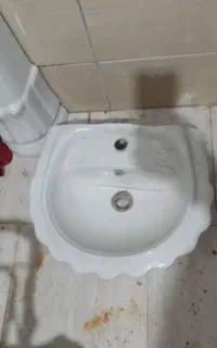 سنگ روشویی با پایه