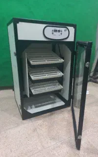 دستگاه جوجه کشی