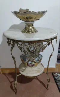میز گرد برنز