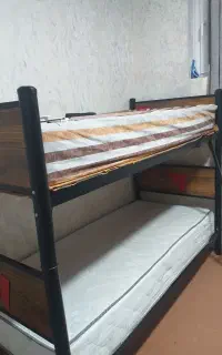 تخت دو طبقه