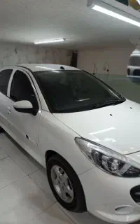پژو ۲۰۷  مدل 1402 کم کار موتور به شرط  تمام رنگ
