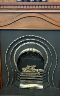 شومینه گازی چدنی با فریم چوبی