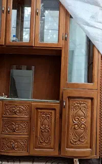 کمد دکوری  قدیمی کاملا سالم