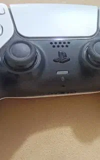 دسته بازی ps5 در حد نو