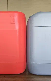 اپراتور تزریق پلاستیک بادی ۲۰ لیتری