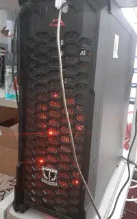 کیس گیمینگ نسل ۱۲ گرافیگ ۱۰۷۰amp extreme در حد نو