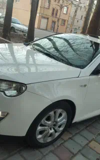 ام جی 550