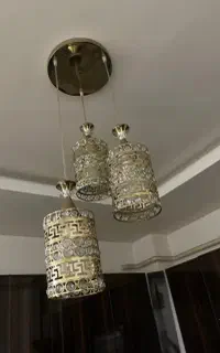 لوستر.پرده.آینه و میز