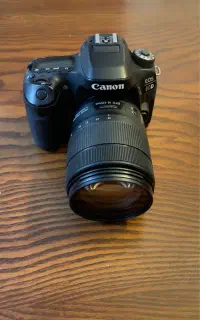 دوربین عکاسی کانون ۸۰ دی canon 80D