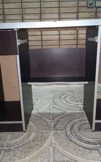 میز کارکرده تمیز