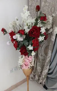 دوعدد گل دان زیبا