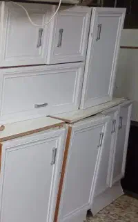 کابینت فلز mdf در حد باسینک و هود باکس یخچال جزیره