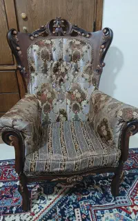 مبل سلطنتی