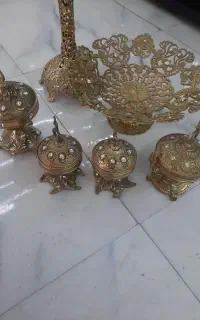 گلدان برنز با قندان وهرچی تو  عکس هست