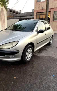 206 مدل 82 کاملا سالم