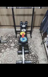 وسایل بدنسازی دمبل و هالتر و وزنه و میل بارفیکس