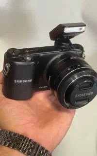 دوربین حرفه ای سامسونگnx2000