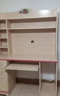 میز کامپیوتر
