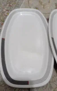 تعدادی ظرف