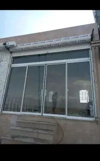 راهبند درب شیشه ای اپراتور
