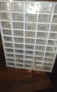 جا ادویه بدون کارکر ولی یکم رطوبت