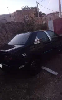 405 مدل ۸۲ مشکی
