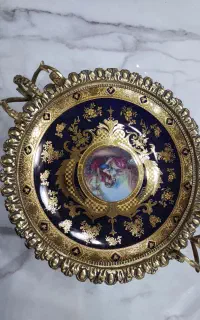 دکوری برنز