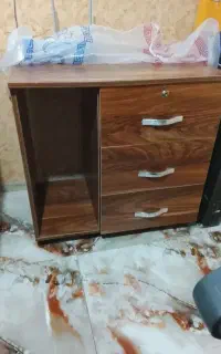 ال میز اداری، فایل اداری