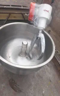 خمیرها زن برقی