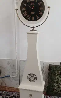 ساعت ایستاده