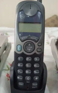 خط تلفن ثابت