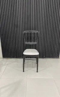 صندلی فلزی شیک تمیز بارنگکوره ای ثابت شیواری کافه