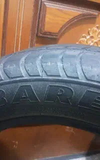 یک جفت لاستیک بارز