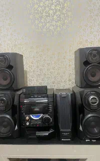 ضبط سونی 6هزار وات با 4عدد باند قول و 1عدد آمپلی