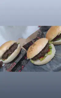 ساندویچ فلافل اردنی یکی بخر ۲تا ببر فقط ۱۲۰ تومان