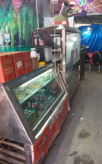 وسایل کامل ساندویچ و آبمیوه و صبحانه و قهوه ساز