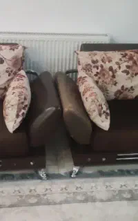 مبل چهار نفره با میز وسط