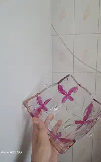 ظرف شیشه ای