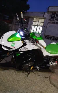 اسباب بازی نی موتور کاوازاکی Z1000 نیکتاز