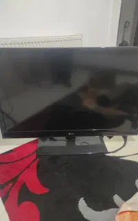 تلویزیون led ۴۲ اینچ