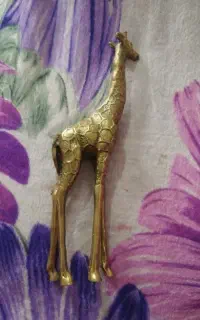 زرافه برنجی
