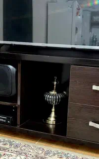 زیر تلوزیون