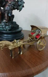 کالسکه برنجی برنزی برنز