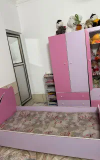کمد و تخت و ویترین نوجوان در حد نو