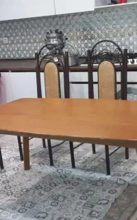 میز نهارخوری 4نفره تمیز درحدنو چوب راش